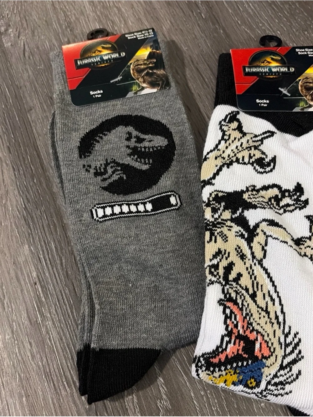Lot of 3 Jurassic world Men's  Crew Socks - Gray & White